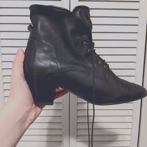 Steve Madden Heeled Booties